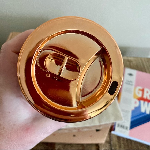 Gift Box with Cup, Makeup Bag, & Notebook - New - Milky Chic - Picture 8 of 15